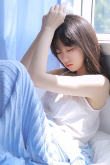 伽罗躺床流白色分泌物大图